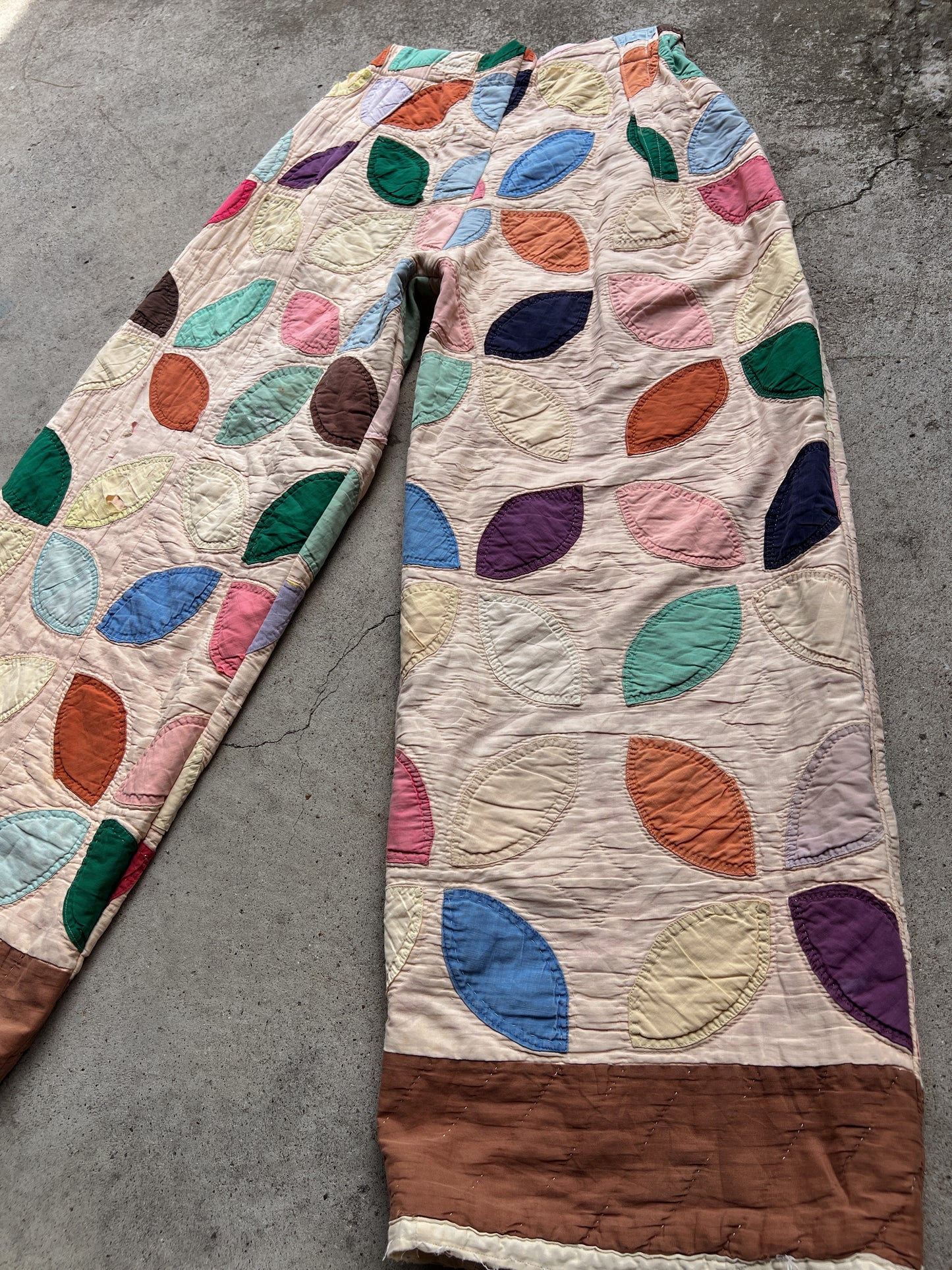 Fall Leaves Barrel Leg Quilt Pant