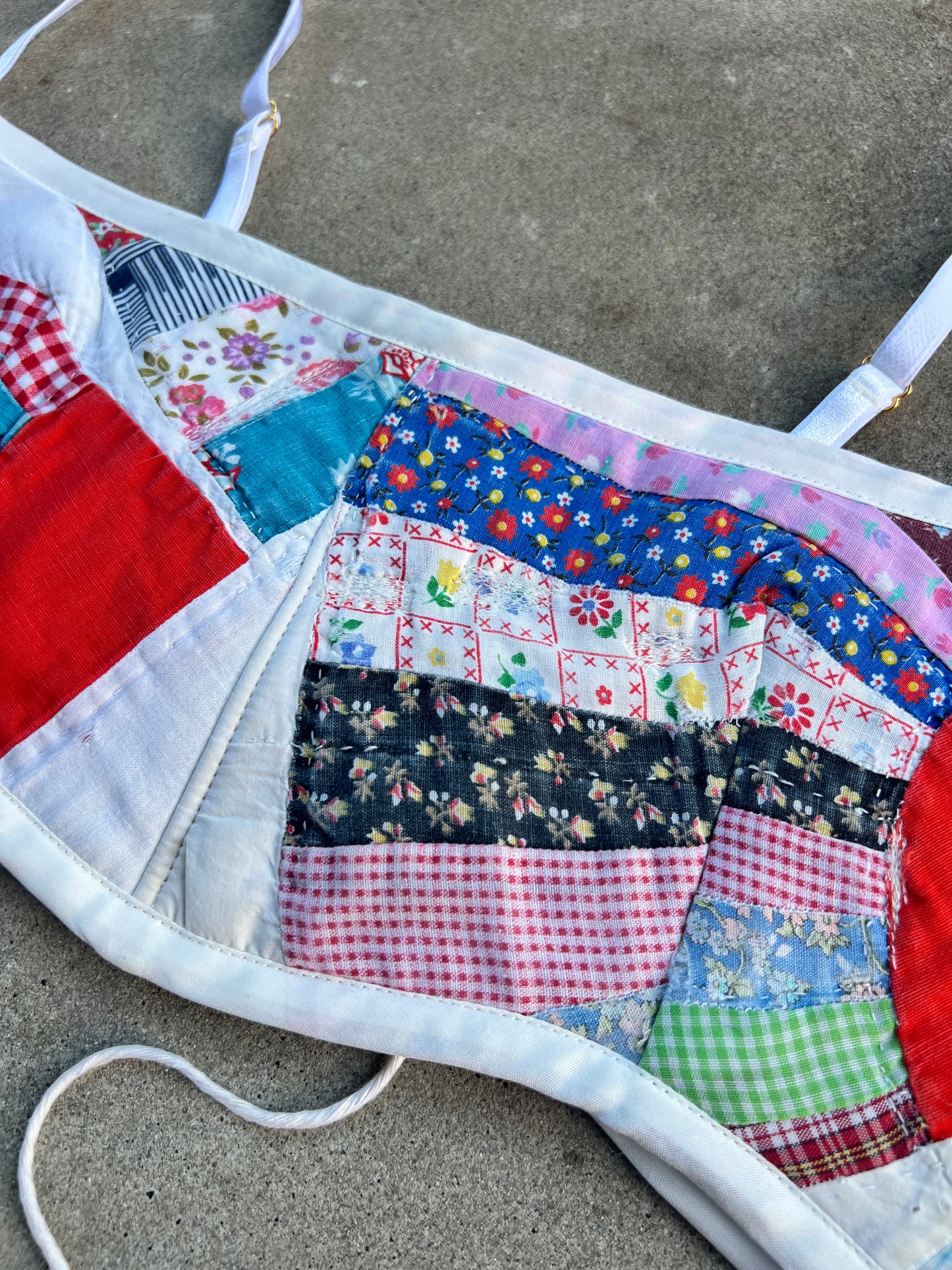 Red Fan Quilt Bra Top (C/D CUP) 30"-34"