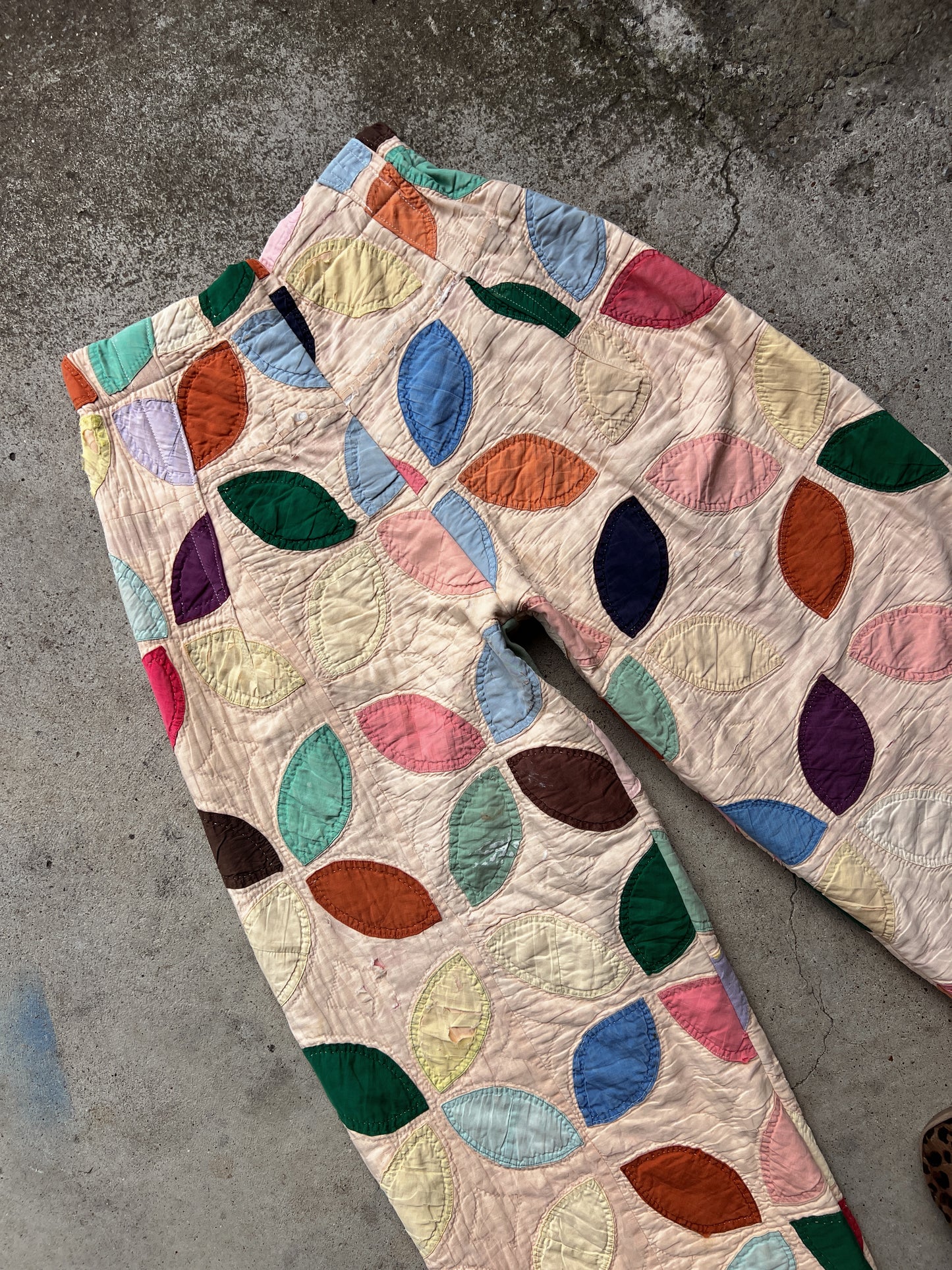 Fall Leaves Barrel Leg Quilt Pant